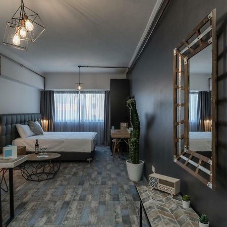 Superb Industrial Style Lodge Heart Of Athen Eksteriør bilde